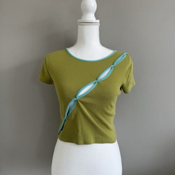 wild fable Tops - Wild Fable Woman’s Top Tee Sz M Lime Green Cut Outs Light Blue Trim Crop Ribbed